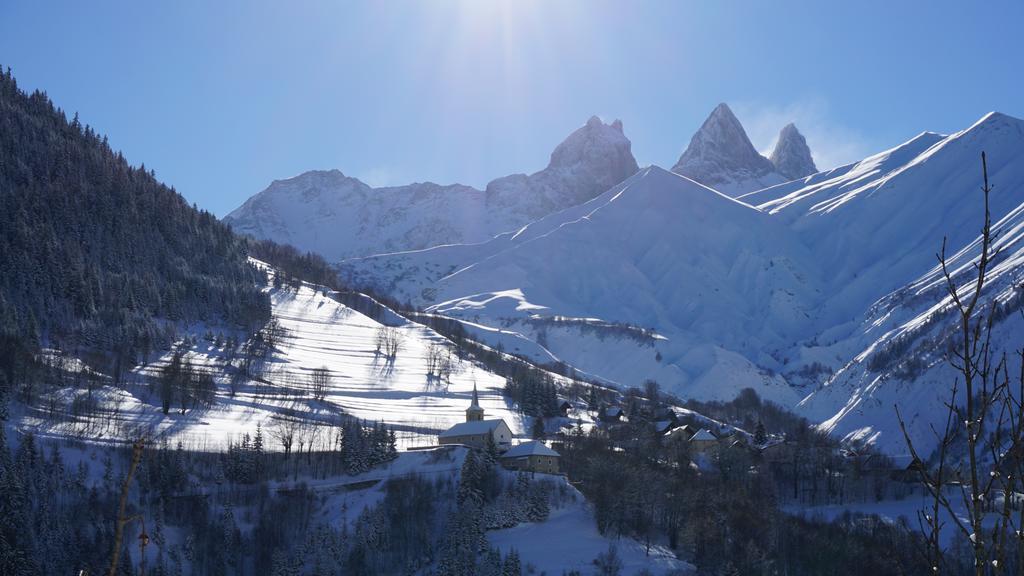 Residence Goelia Les Chalets Des Ecourts Saint-Jean-d'Arves Exterior foto